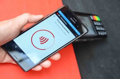 Smartphones The most ridiculous myths of paying with the mobile NFC