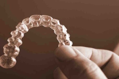 Advantages and disadvantages of clear aligners