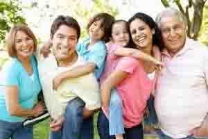 what is the difference between whole life and term life insurance
